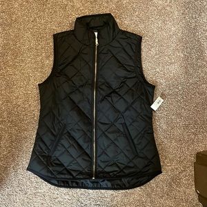 Old Navy Mens Black Sleeveless Puff Jacket With Pockets Medium NWT